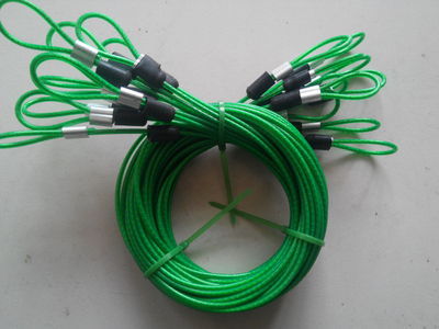 金属丝绳在车衣防盗锁中的应用 3.0mm*2m注塑钢丝绳锁详解